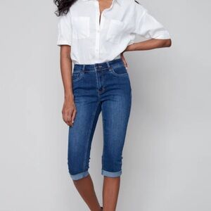 Charlie B mid rise denim jean capris Classic Blue Jeans size 14